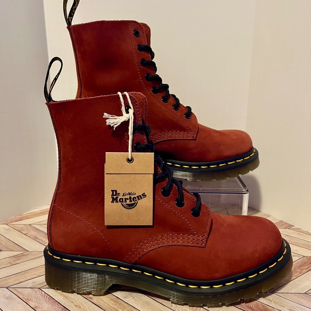 Dr Martens 1460 Pascal Boots Nubuck Leather Womens 6 Red 8-Eye Combat Lace Up